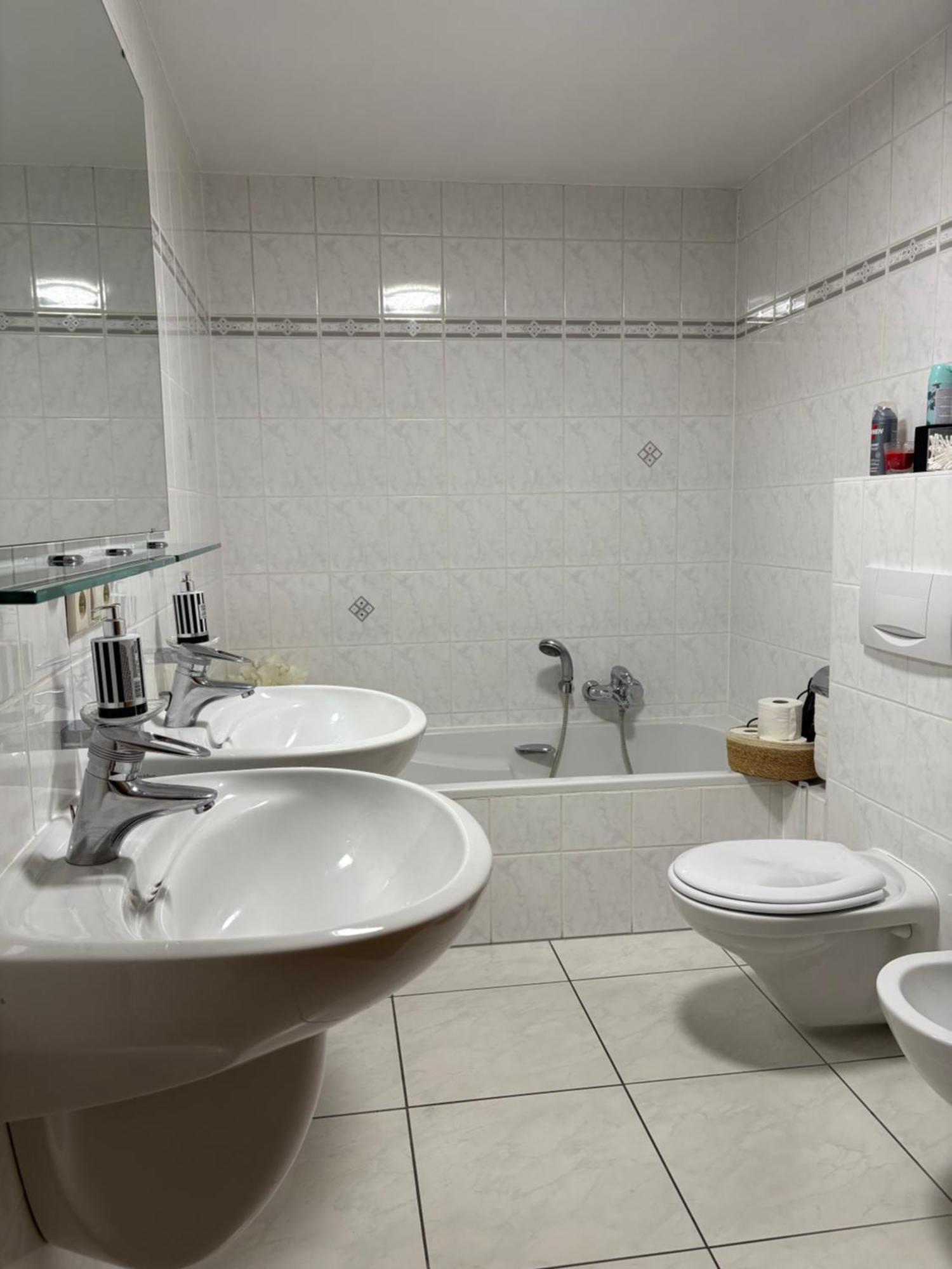 Luxury Penthouse Apartment With 3 Balconies -2 Bedrooms -Petrus View & Parking Люксембург Экстерьер фото
